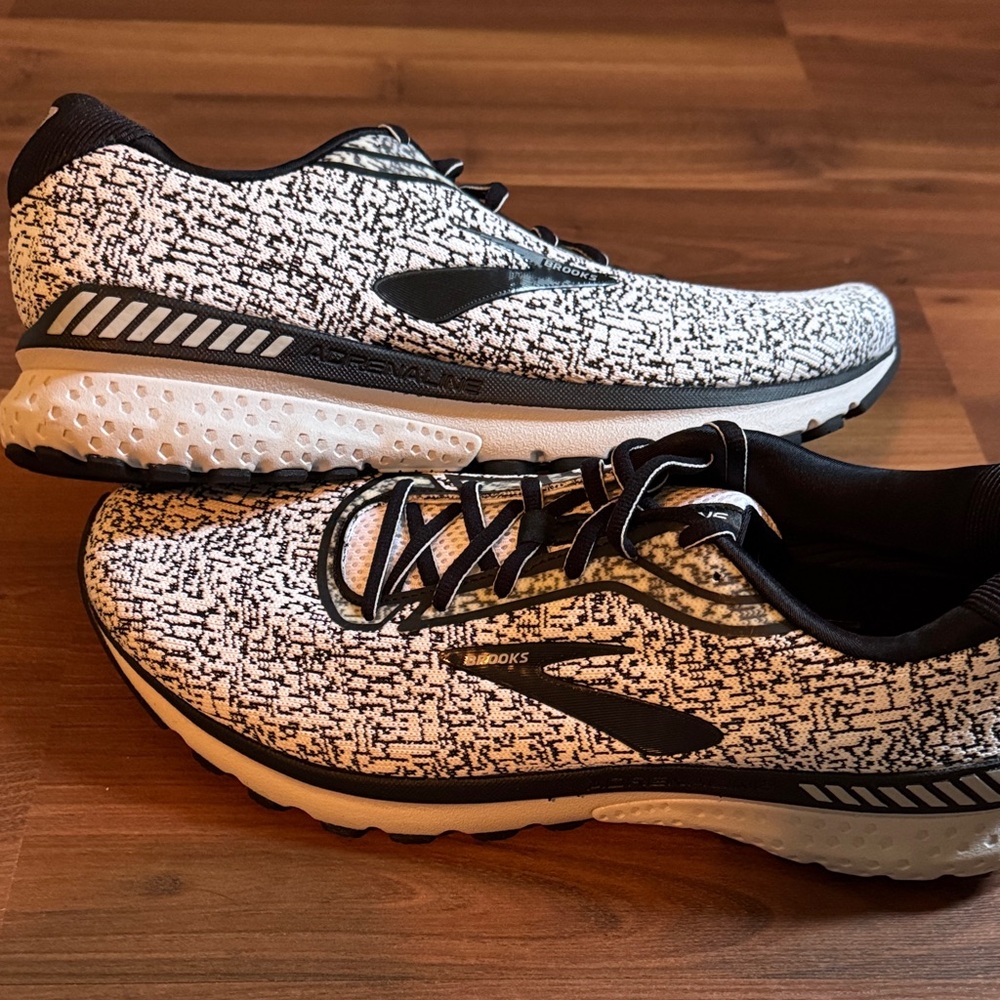Brooks Black and White Athletic Shoes